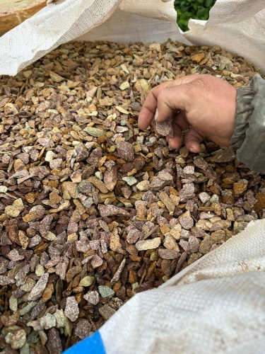 Златолит персиковый декоративная каменная крошка купить в Егорьевске