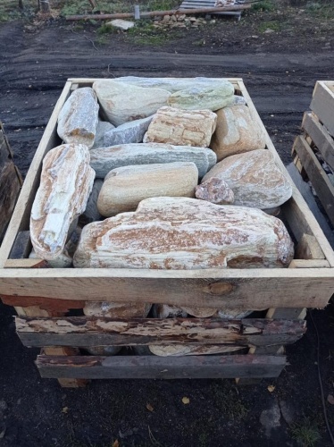 Златолит жёлтый, жёлто-зелёный глыбки и валуны для ланшафтного дизайна купить в Егорьевске