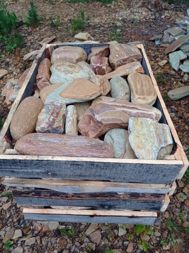 Златолит жёлтый, жёлто-зелёный глыбки и валуны для ланшафтного дизайна купить в Егорьевске