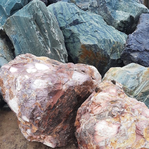 Ландшафтные глыбы красно-фиолетовые 200-1000 килограмм купить в Егорьевске