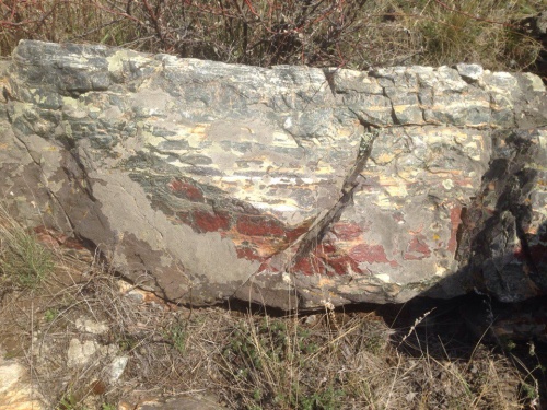 Гигантские зелёные валуны для ландшафтного дизайна весом более 5 тонн купить в Егорьевске