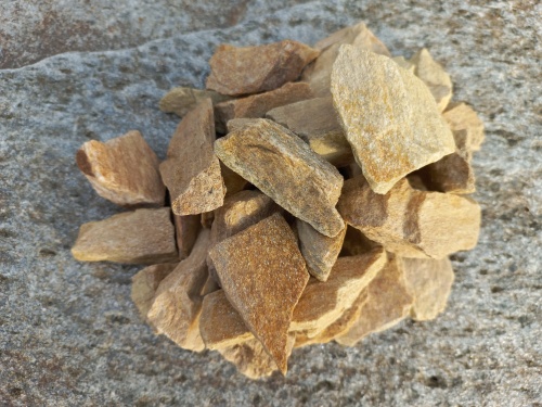 Златолит жёлтый декоративная каменная крошка купить в Егорьевске