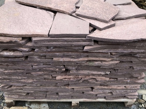 Плитняк лемезит бордовый для облицовки цоколя 20-25 мм  купить в Егорьевске